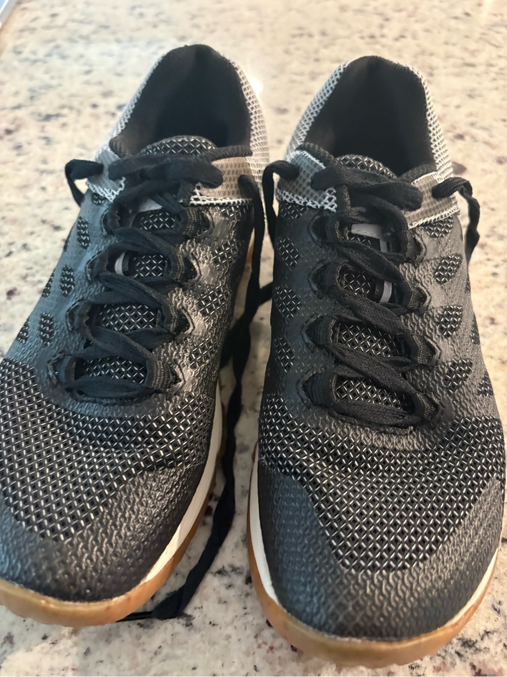 Women’s Merrill Black Knit Athletic Sneakers 6 1/2